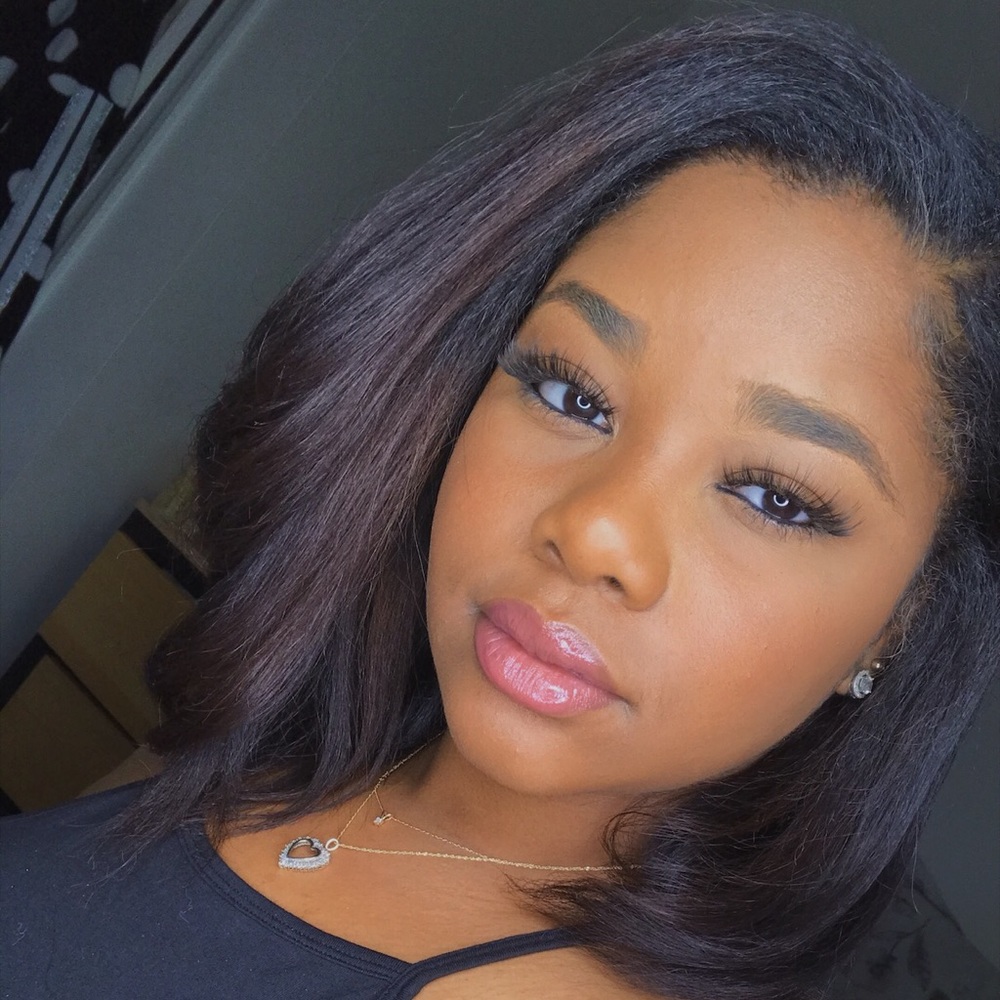 Meet your Posher, Brianna